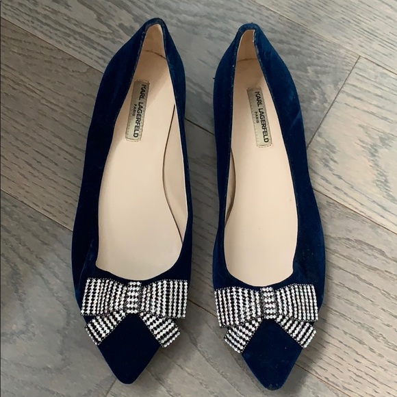 Karl Lagerfeld Shoes - KARL LAGERFELD NAVY VELVET FLATS WITH BOW SIZE 7